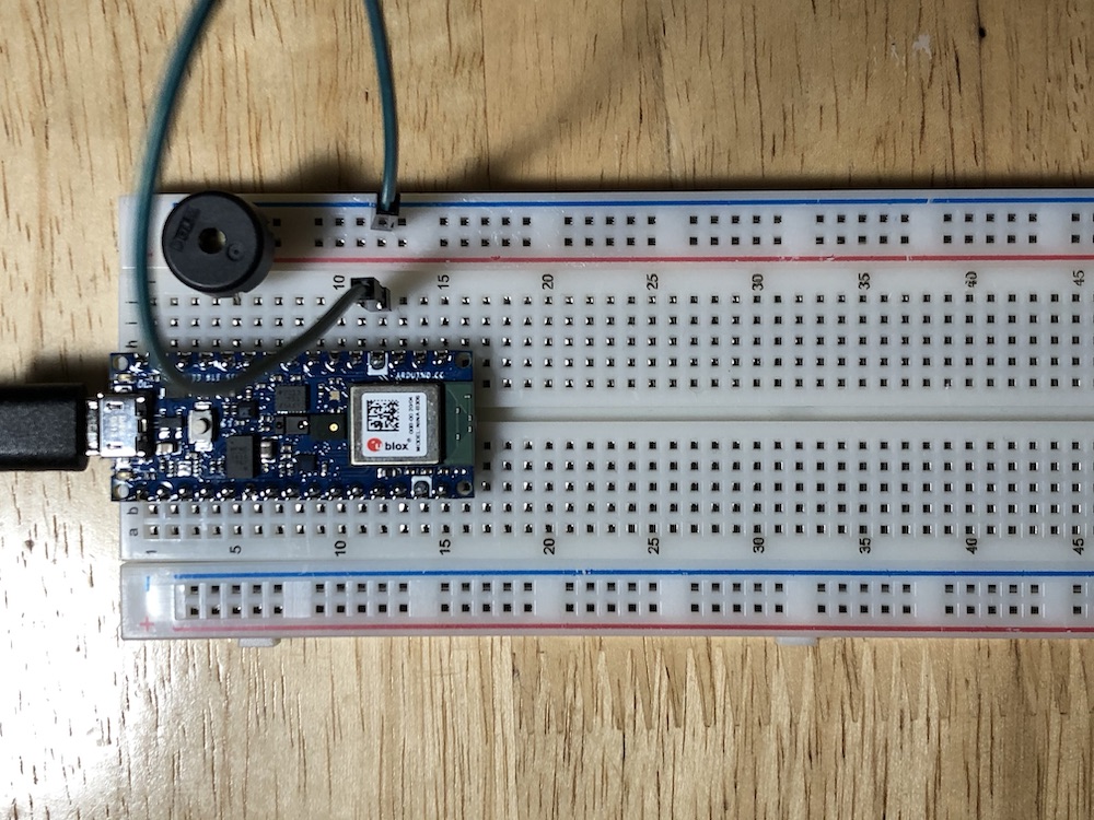 Piezo buzzer on breadboard Installing the piezo buzzer